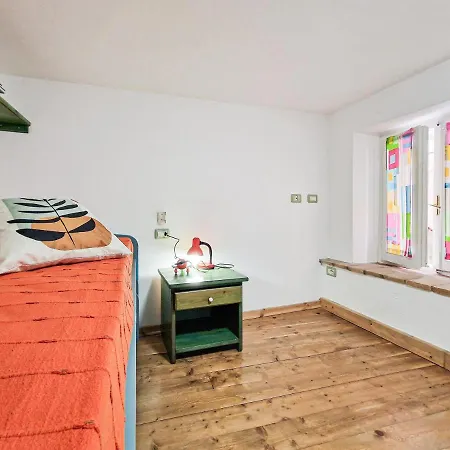 Il Borgo 4 アパート カポリーヴェリ