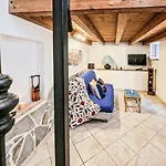 Apartamento Il Borgo 4 *